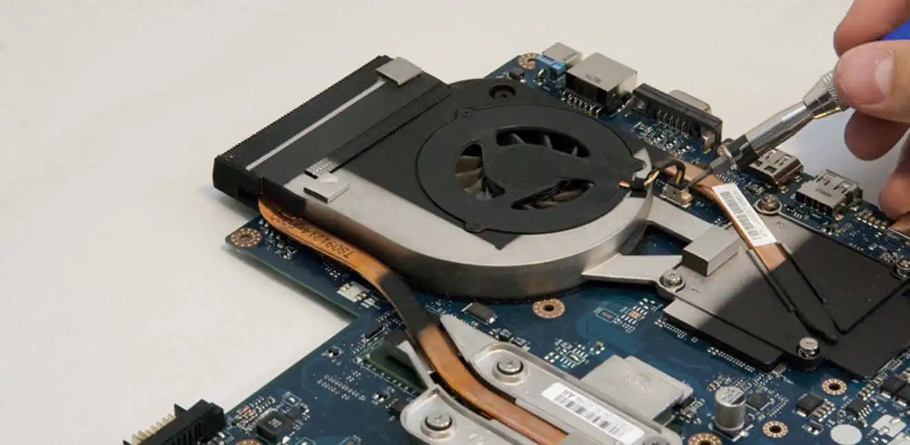 Чистка ноутбука Packard Bell от пыли в Мытищах | Замена термопасты